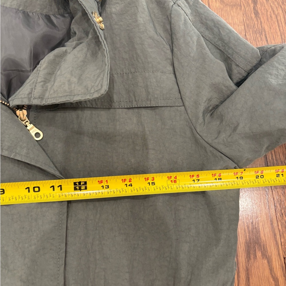 Tart Collections Utility Jacket in Army Green - Picture 8 of 10